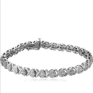 Diamond "X" Bracelet (1/10 cttw, I-J Color, 7.25in